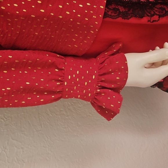 EMILY DANIELS Hot Pink Metallic Gold Poet Ruffle Sleeve Button Down Shirt - Picture 4 of 10